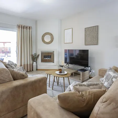 Sea House Apartament *